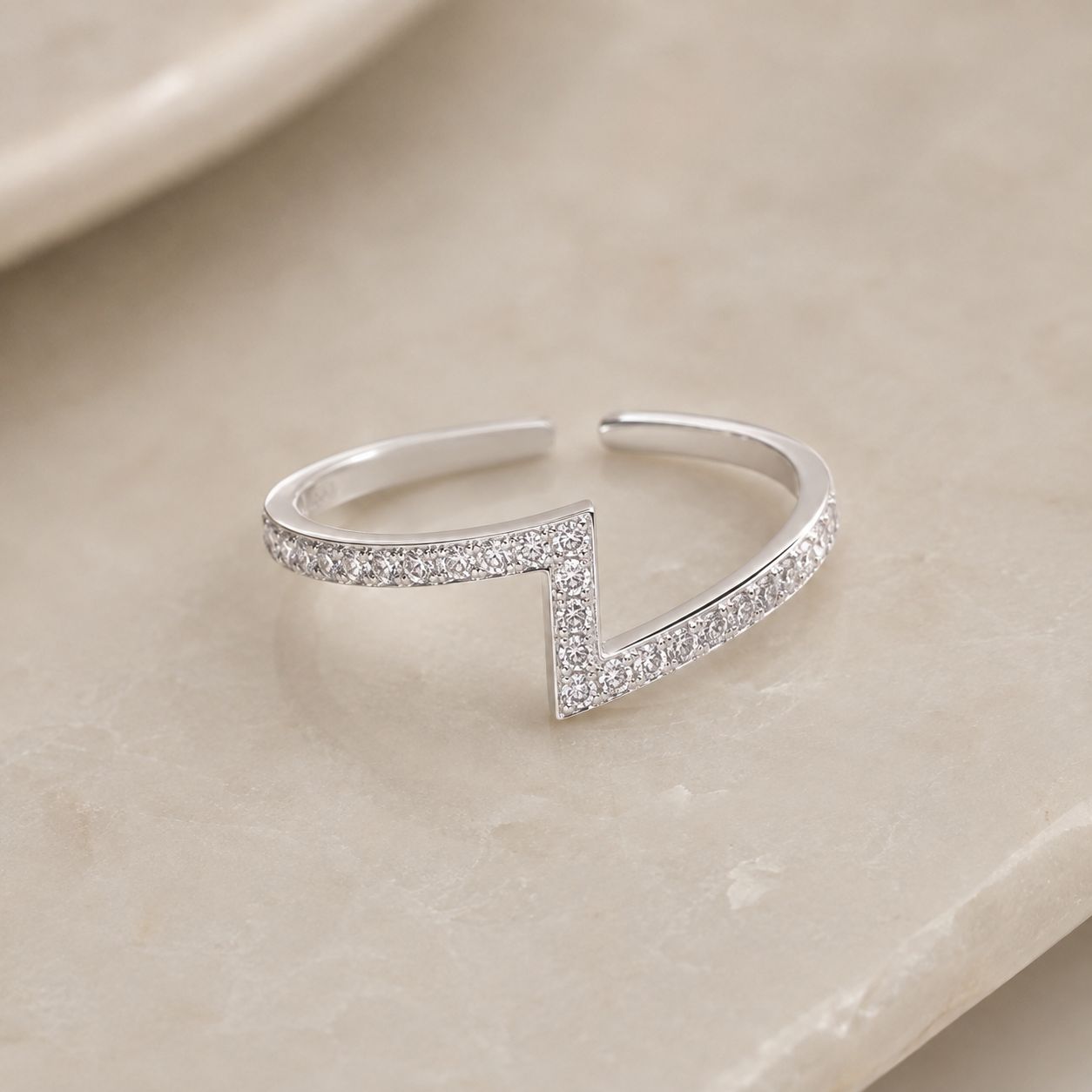 Elegante Damenringe aus 925 Sterling Silber – größenverstellbar