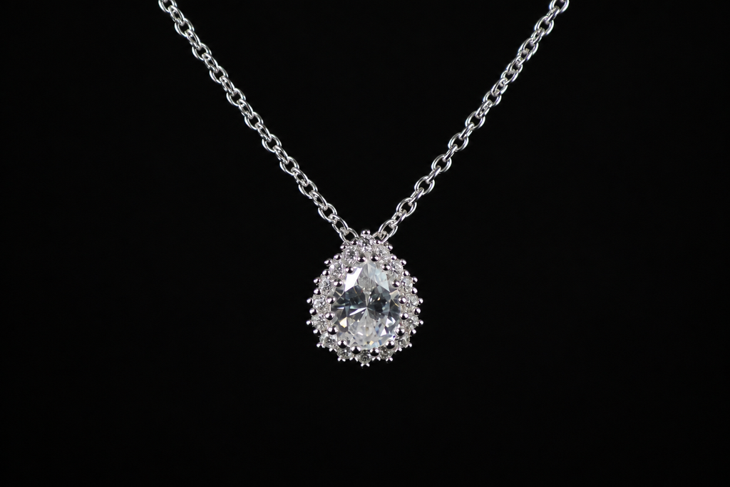 Regentropfen Kette AQUALIA